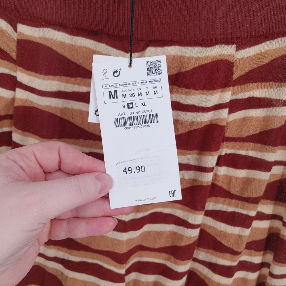 Zara Red and Cream Patterned Flare Pants - Picture 4 of 5